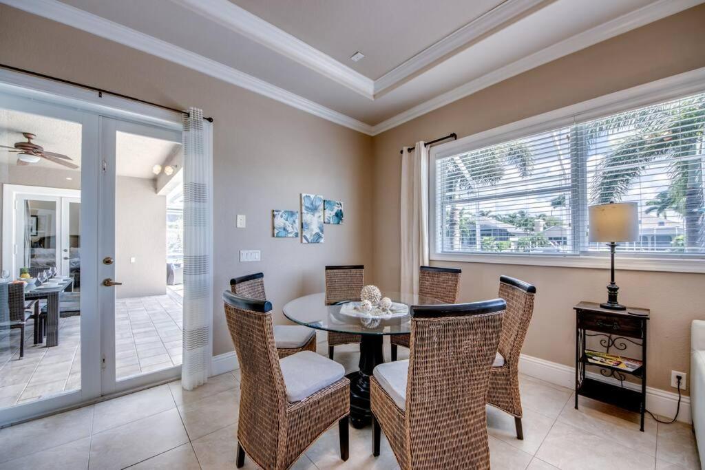 Villa Martinique By Coralvilla Cape Coral Extérieur photo