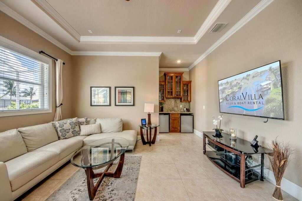 Villa Martinique By Coralvilla Cape Coral Extérieur photo